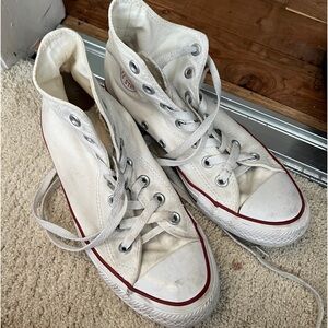 White High Top Converse W7.5